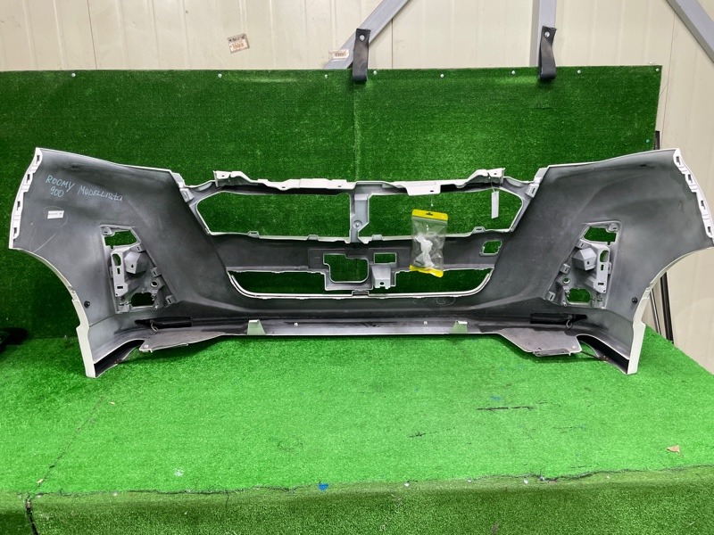 Бампер передний ROOMY M900A 1KRFE