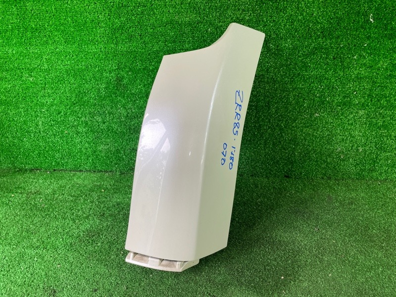 Клык бампера задний правый TOYOTA ESQUIRE ZRR80 3ZRFAE 52165-28010 контрактная