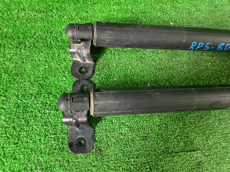 Амортизатор багажника STEPWGN RP1 L15B