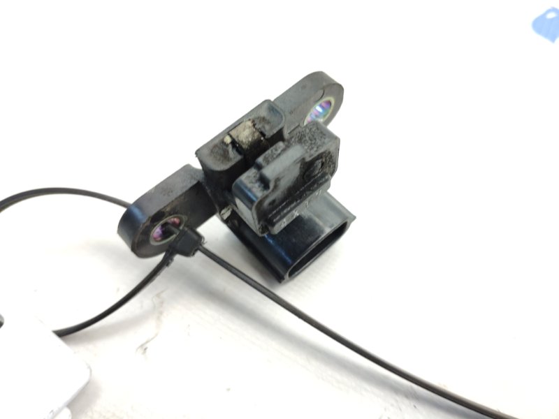 Датчик положения коленвала MITSUBISHI DION CR6W 4G94 MR 560132 контрактная