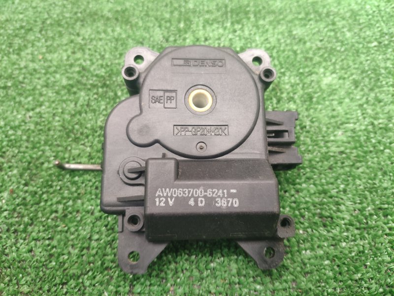 Моторчик заслонки печки MITSUBISHI ECLIPSE 1999-2005 D53A 4G64 MR 460374 контрактная