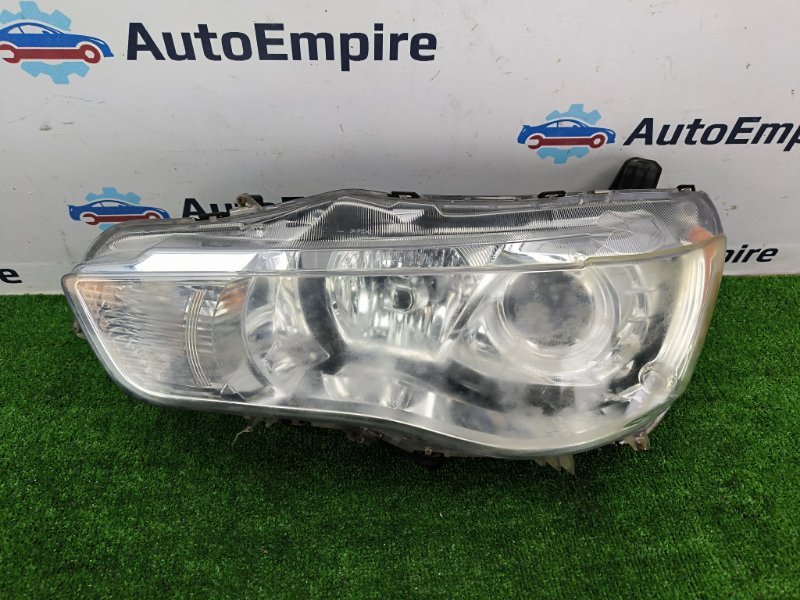 Фара левая MITSUBISHI OUTLANDER XL 2011 CW4W 4B11 8301B553 контрактная