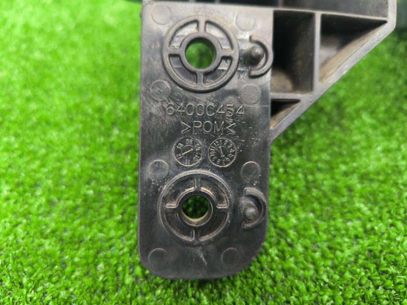 Кронштейн бампера OUTLANDER XL 2011 CW4W 4B11