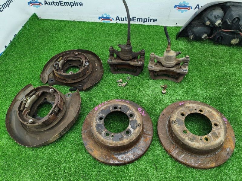 Комплект дисковых тормозов GALANT 8 2002 EA3A 4G64