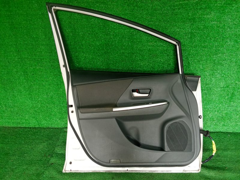 Дверь передняя левая PRIUS ALPHA ZVW41