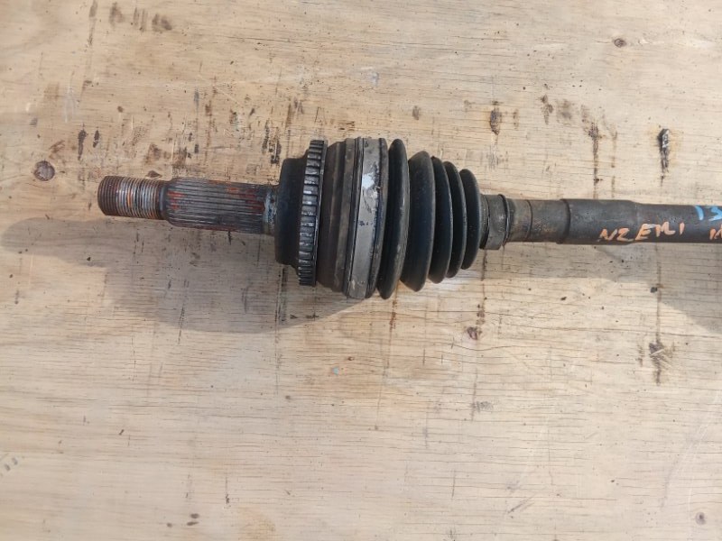 Привод передний левый TOYOTA COROLLA NZE121 1NZ-FE