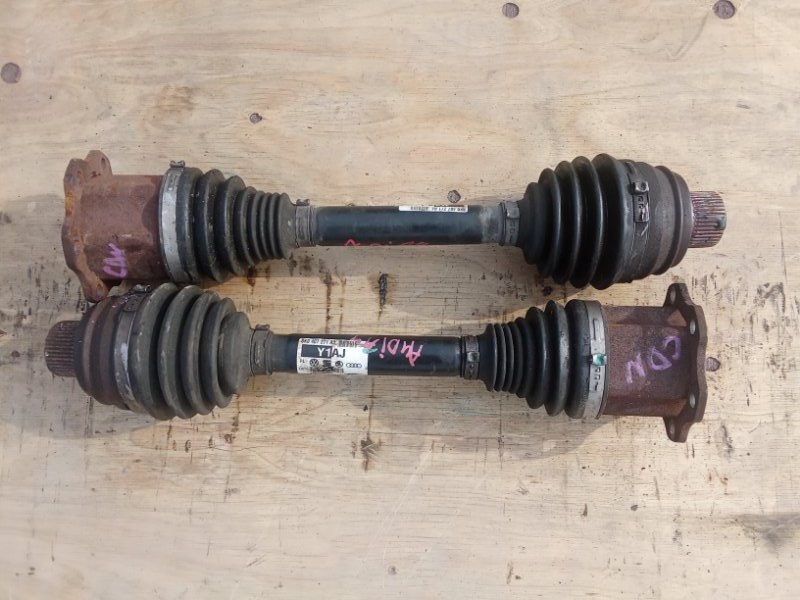 Привод передний правый AUDI A4 8E CDN Б/У