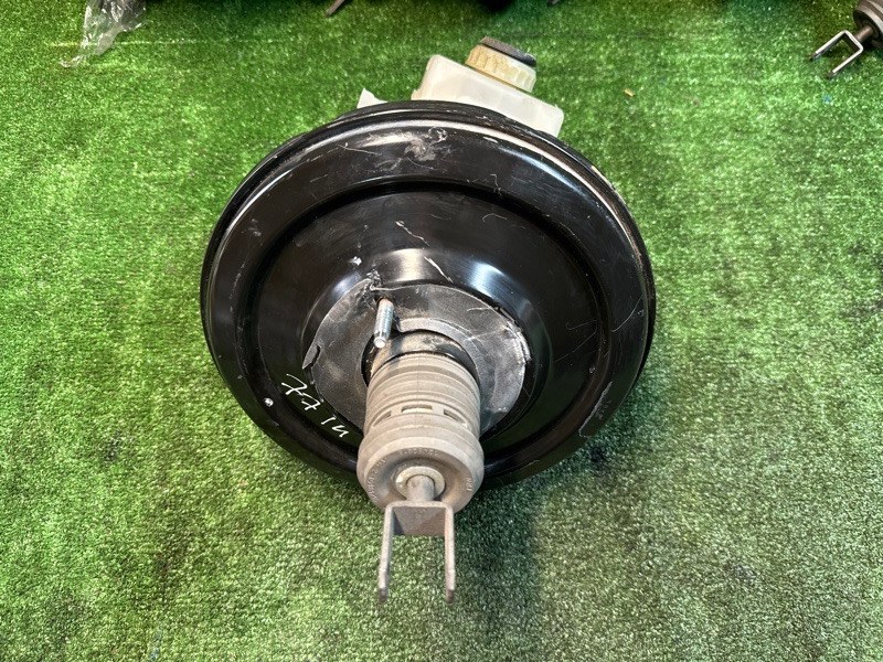 Вакуумный усилитель тормозов X5 X6 F15 F16 E70 E71