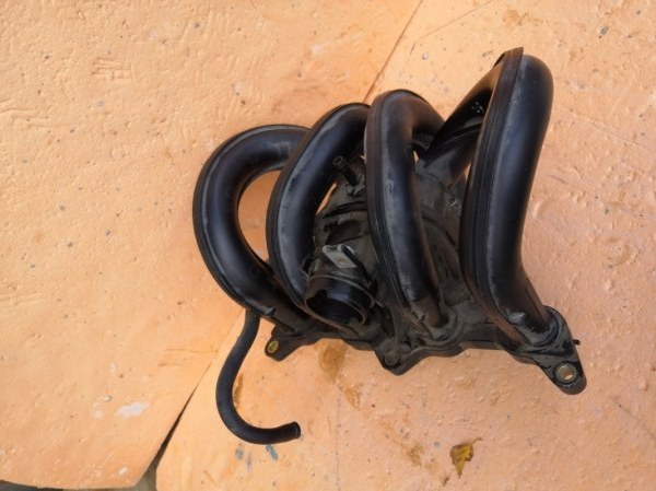 Коллектор впускной TOYOTA VITZ SCP10 1SZ 1999 (б/у)