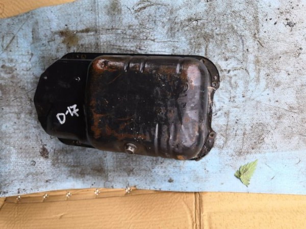 Поддон HONDA STREAM RN1 D17A 2000 (б/у)