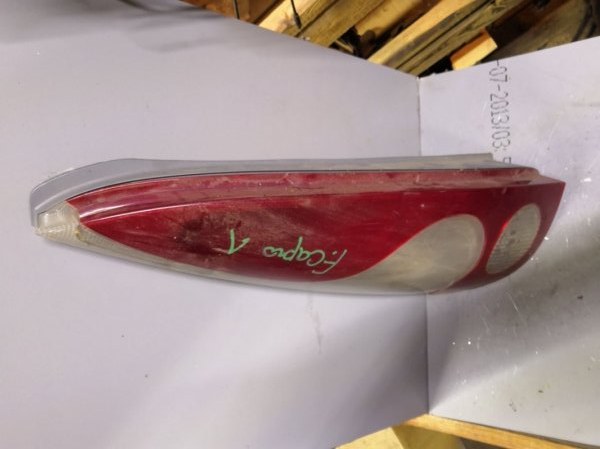 Фонарь задний TOYOTA FUNCARGO NCP21 1999 задний левый (б/у)