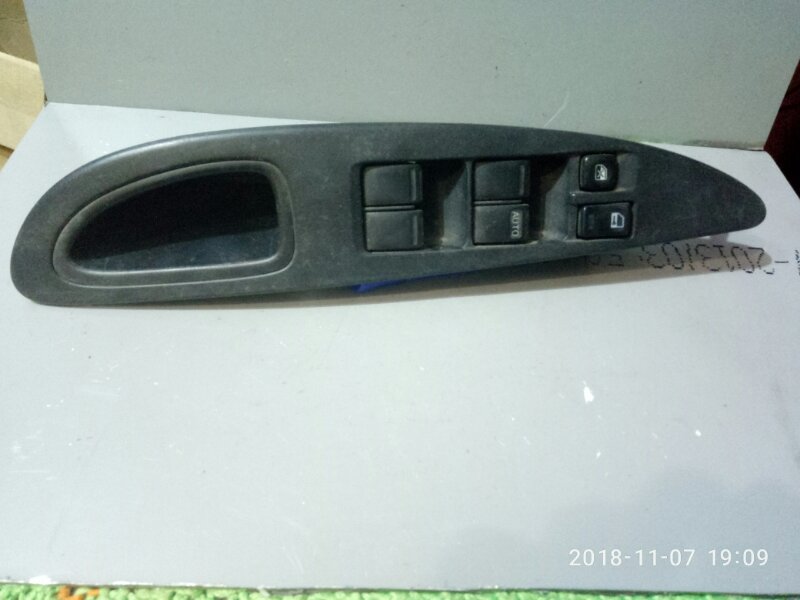 Блок управления стеклами Nissan Primera P12 QR20 2002 передний правый (б/у)