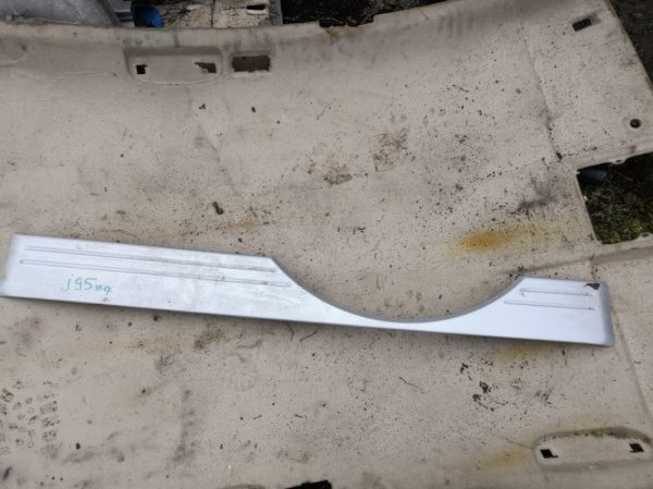 Накладки прочие TOYOTA LAND CRUISER PRADO VZJ 95 1996 задние (б/у)