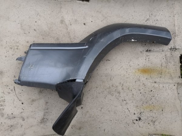 Накладки прочие TOYOTA LAND CRUISER PRADO VZJ 95 1996 задние правые (б/у)