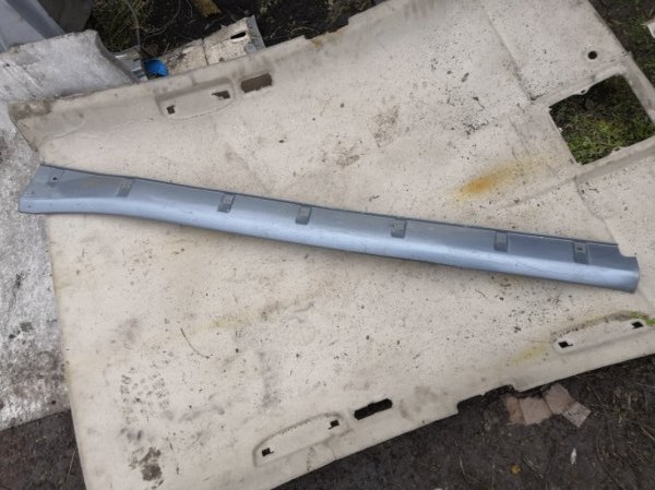 Накладка на порог TOYOTA LAND CRUISER PRADO VZJ 95 1996 левая (б/у)