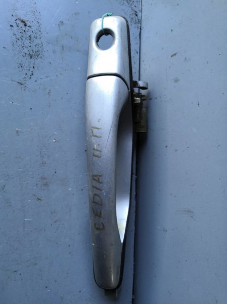 Ручка двери внешняя Mitsubishi Lancer Cedia CS2A 2000 передняя правая (б/у)
