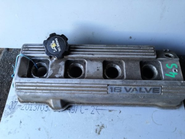 Крышка клапанов TOYOTA CAMRY SV30 4S FE 1990 (б/у)