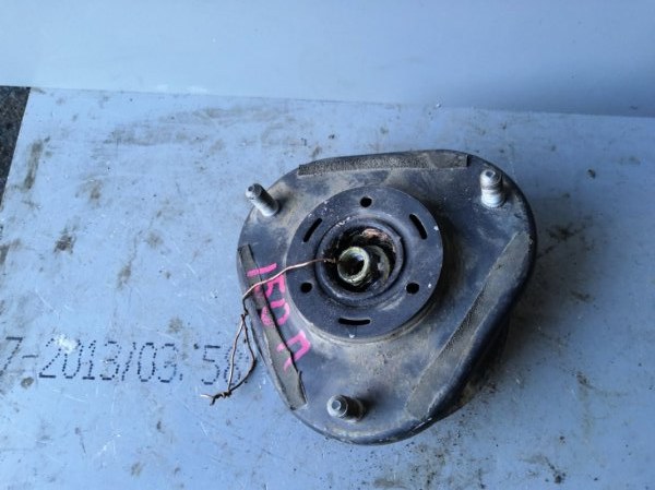 Опора стойки TOYOTA COROLLA E150 2006 передняя (б/у)