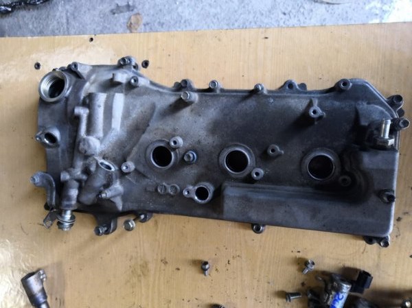 Крышка клапанов TOYOTA HIGHLANDER XU40 2GR 2010 левая (б/у)