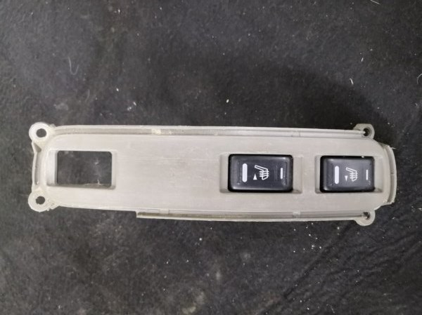 Кнопки прочие NISSAN NOTE E11 HR16 2005 передние (б/у)