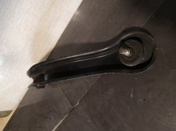 Рычаг подвески HONDA ODYSSEY RA6 2001 задний левый (б/у)