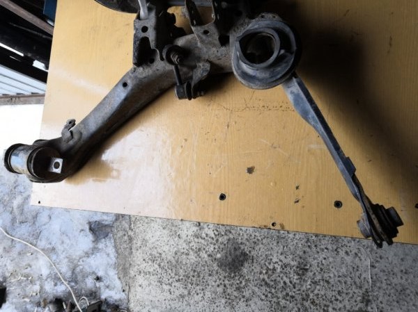 Рычаг подвески HONDA CIVIC FD1 R18 2005 задний правый (б/у)