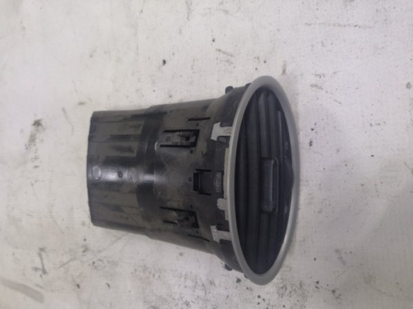 Воздуховод FORD FOCUS 2 CB4 2005 передний (б/у)