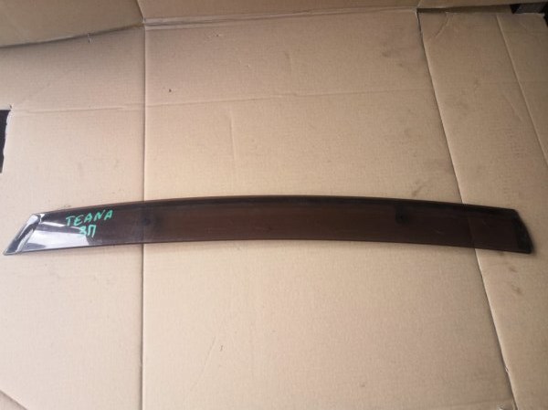 Ветровик NISSAN TEANA J31 2003 задний правый (б/у)