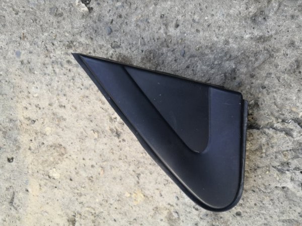 Молдинг на крыло MITSUBISHI LANCER 9 CLASSIC CS2A 4G18 2003 передний левый (б/у)