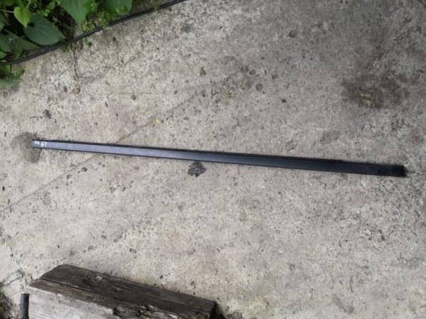 Молдинг стекла MITSUBISHI LANCER 9 CLASSIC CS2A 4G18 2003 передний правый (б/у)