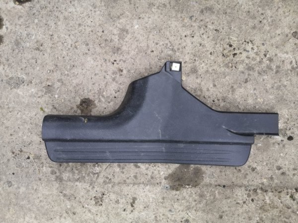 Накладка на порог MITSUBISHI LANCER 9 CLASSIC CS2A 4G18 2003 задняя левая (б/у)