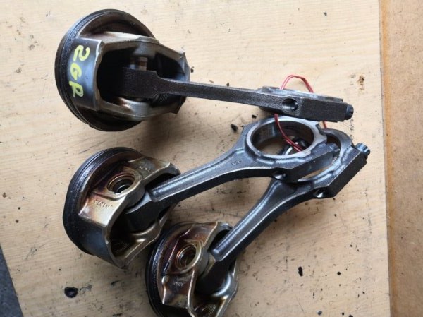 Поршень TOYOTA HIGHLANDER XV40 2GR 2010 (б/у)