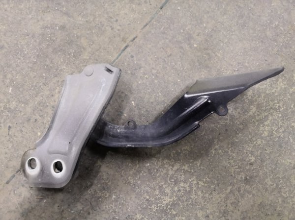 Петля капота FORD FOCUS 3 CB8 IQDB 2010 передняя правая (б/у)
