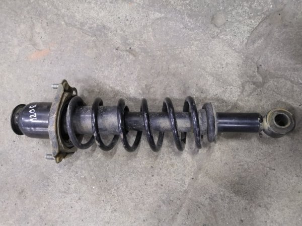 Стойка подвески Toyota Corolla E120 2000 задняя правая (б/у)