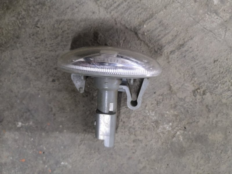 Поворотник в крыле CITROEN C1 Р 1KR 2008 (б/у)