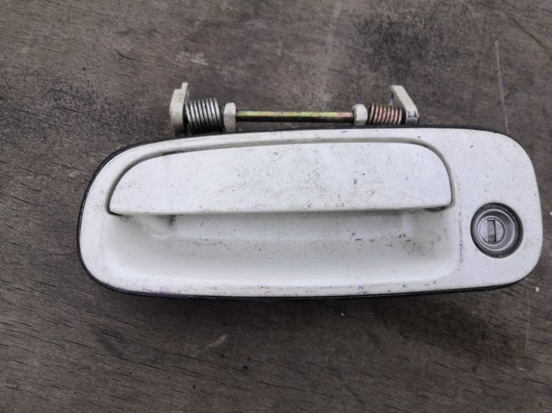 Ручка двери внешняя TOYOTA WINDOM V10 1991 передняя левая (б/у)
