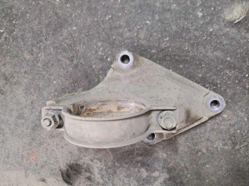 Кронштейн FORD FOCUS 3 CB8 XQDA 2011 (б/у)