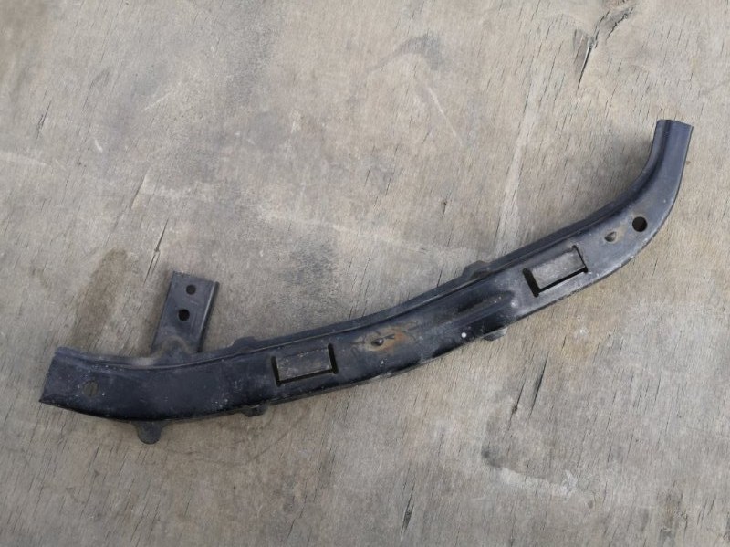 Усилитель бампера HONDA FIT GD1 2001 передний левый (б/у)