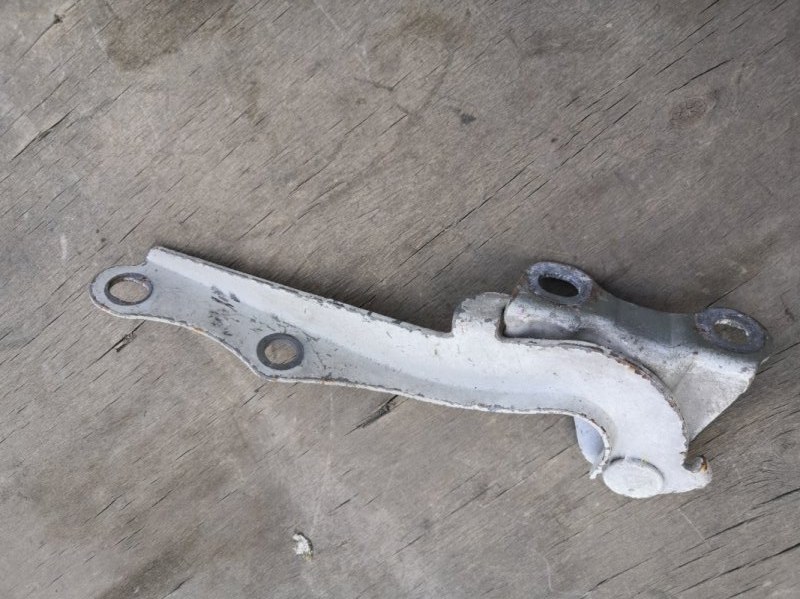 Петля капота TOYOTA OPA XT10 2000 передняя левая (б/у)