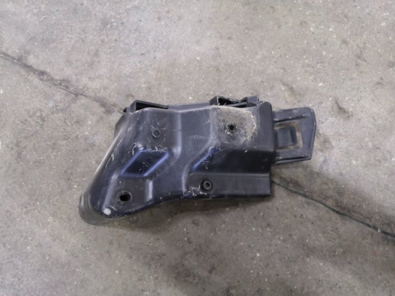 Крепление бампера FORD FOCUS 3 CB8 PNDA 2010 заднее левое (б/у)