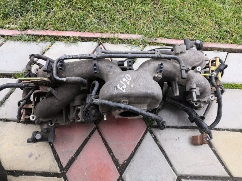 Коллектор впускной SUBARU LEGACY BH5 EJ20 1998 (б/у)