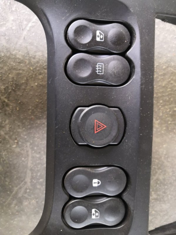 Кнопки прочие Nissan Almera G15 K4M 2013 (б/у)