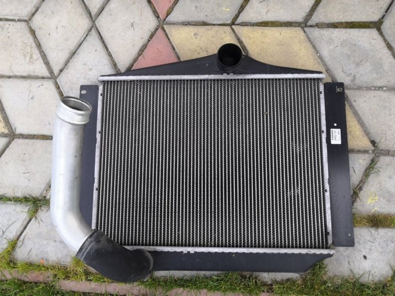 Интеркулер Volvo V70 RB 2000 (б/у)