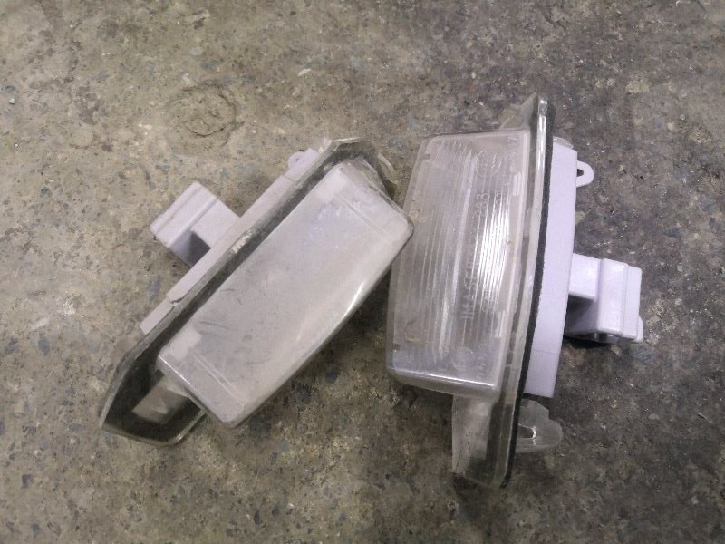 Подсветка номера MITSUBISHI OUTLANDER XL 6B31 2005 задняя (б/у)