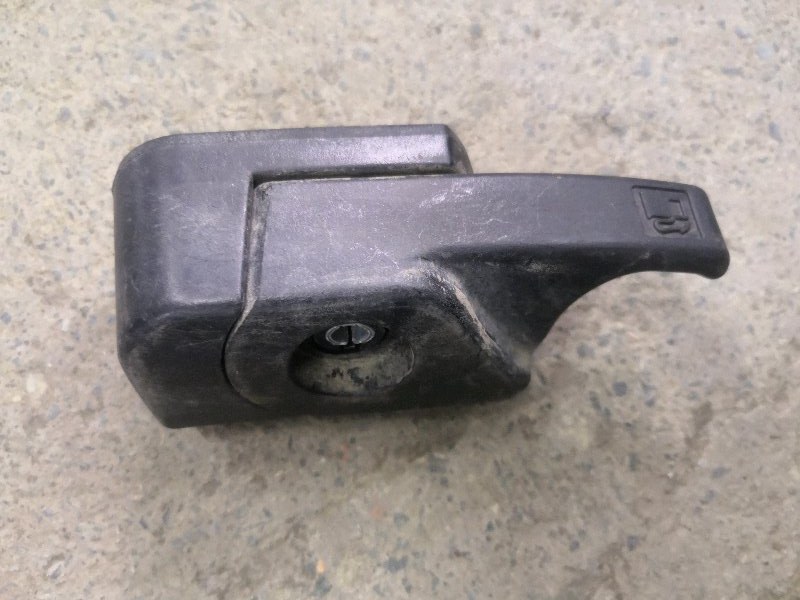 Ручка открывания бензобака MITSUBISHI OUTLANDER XL 6B31 2005 (б/у)