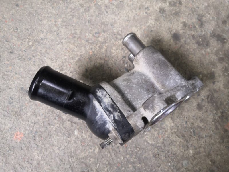 Корпус термостата TOYOTA RAV4 X30 3ZR-FAE 2010 (б/у)