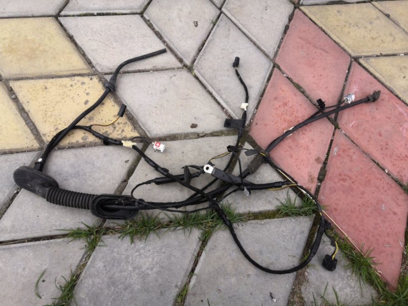 Проводка двери FORD FOCUS 3 CB8 2010 задняя (б/у)