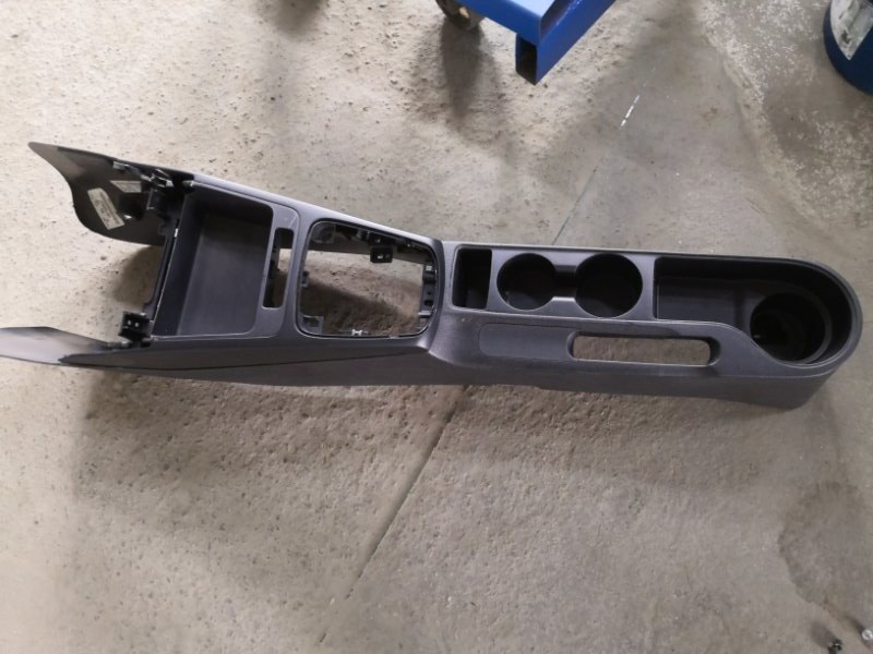 Подлокотник KIA RIO FB G4FG 2017 (б/у)