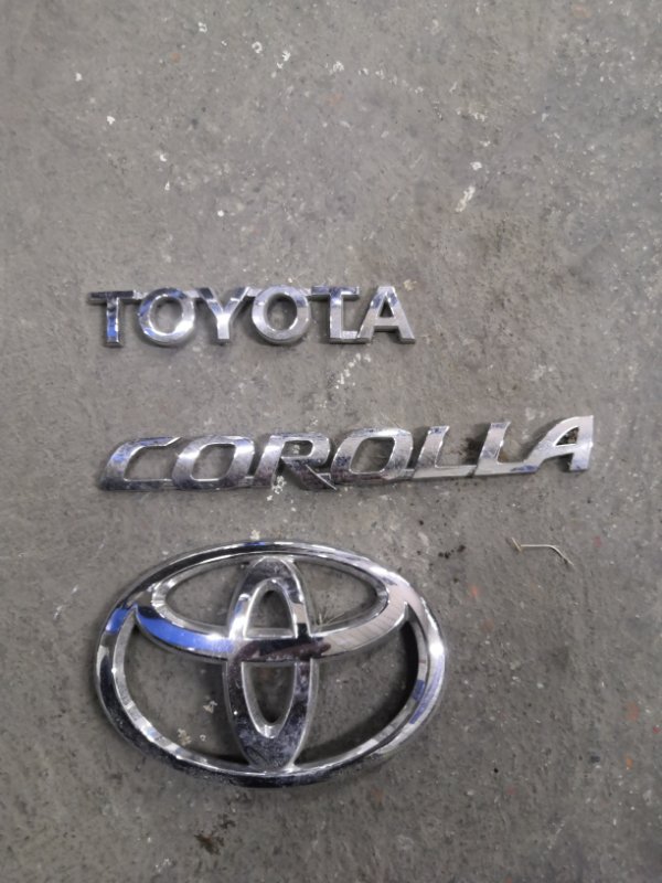 Эмблема Toyota Corolla E150 1ZR-FE 2006 задняя (б/у)