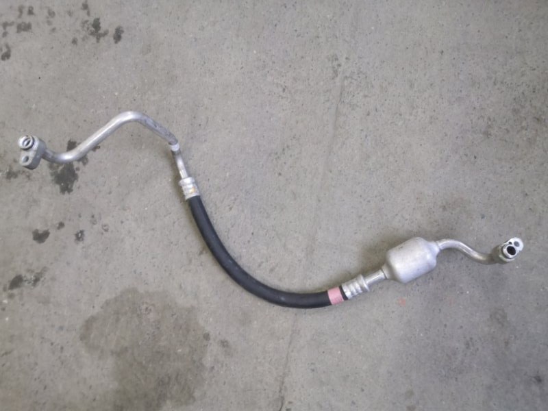 Шланг кондиционера TOYOTA AVENSIS T270 2ZR FAE 2009 (б/у)